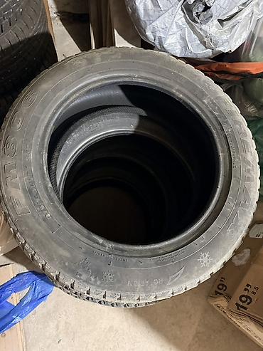 донголок 195 70 15 с: Шины все сезонные 
215/60/17 
В хорошем состоянии — 2
