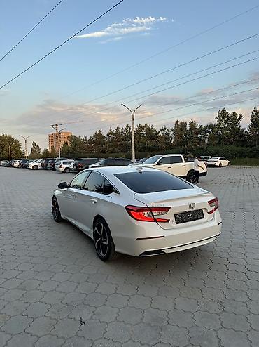 highlander 2012: Honda Accord: 2018 г. — 7