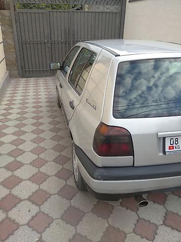 passat variant: Volkswagen Golf: 1994 г., 1.6 л, Механика, Бензин, Хэтчбэк — 5