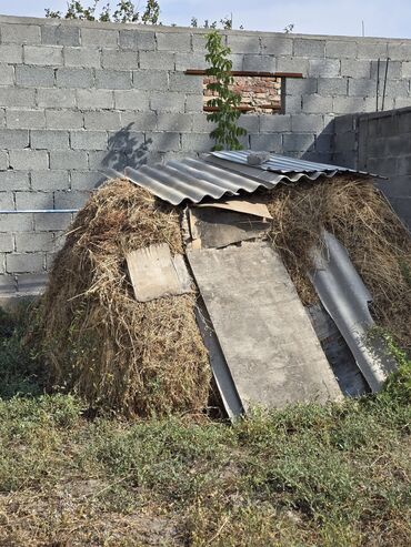тюк сена купить: Сено/солома в стоге Описание: - Большой стог сена/соломы, укрыт
