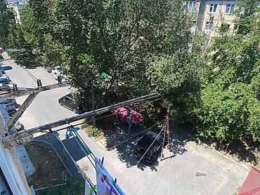 elite: Bakı, Nizami r., 4 otaqlı, Köhnə tikili, m. Xalqlar Dostluğu, 90 kv. m — 9