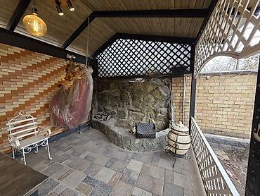 Продажа коттеджей и домов: Дом в Нижней Ала-Ачре - Площадь дома: 400 м² - Комнат: 5 и более - — 8