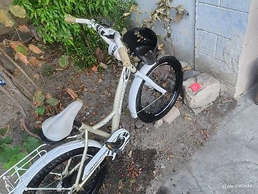 24 lik velosiped: İşlənmiş Dörd təkərli Uşaq velosipedi 18", sürətlərin sayı: 1, Ünvandan götürmə — 2