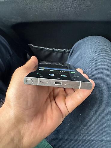 kontakt home s25: Samsung Galaxy S24 Ultra, 256 GB, rəng - Gümüşü, Simsiz şarj — 5
