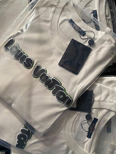 Футболки: Мужская футболка, 3XL, Louis Vuitton, Новый, цвет - Белый, Платная доставка — 1