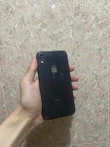Apple iPhone: IPhone Xr, Б/у, 64 ГБ, Черный, Зарядное устройство, 79 % — 6