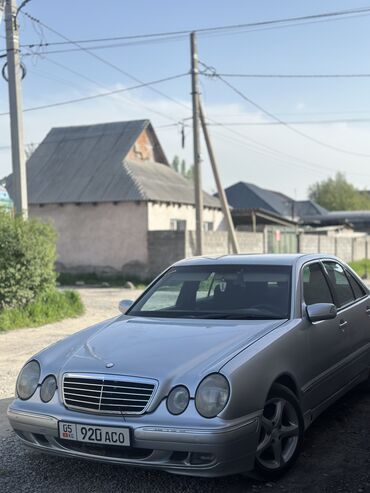 Mercedes-Benz: Продаю или меняю на участок,машина в хорошем состоянии,продаю не