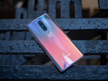 обмен телефоны: OnePlus 8, Колдонулган, 128 ГБ, түсү - Кызгылт, 2 SIM