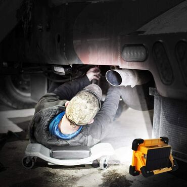 Ostali kućni aparati: Solarna Punjiva LED lampa Lampa snage 60W. Puni se do 8 sati može da — 10