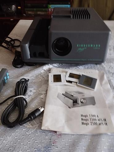 Sintezatorlar: - Yamaha PSR-520 sintezator: 61 klaviş, LCD ekran, çoxsaylı ritm və — 4
