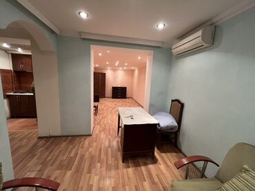 Uzunmüddətli kirayə mənzillər: Yasamal rayonunda Şarifzada küçasinda beşmartabali daş evin birinci -da lalafo.az — 6 Uzunmüddətli kirayə mənzillər: Yasamal rayonunda Şarifzada küçasinda beşmartabali daş evin birinci — 6