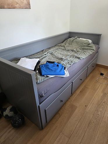 Nov krevet IKEA za 30.000,00 din + 2 dušeka od memorijske pene gratis