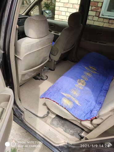 Honda: Honda Shuttle: 1998 г., 2.3 л, Автомат, Газ, Минивэн — 9