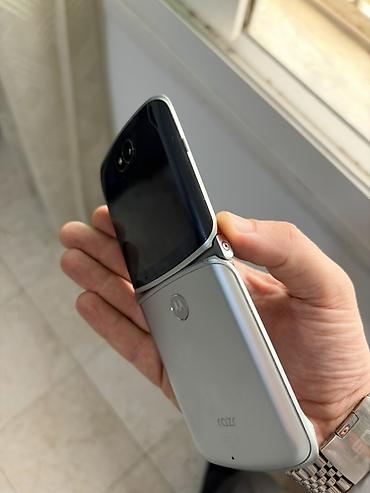 bloody v8: Motorola Razr2 V8, 256 GB, rəng - Gümüşü, Barmaq izi — 6