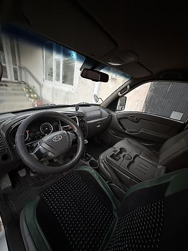 машина на час: Hyundai Porter: 2017 г., 2.5 л, Механика, Дизель, Фургон — 6