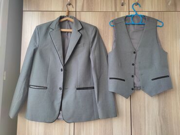 пиджак мужская: Костюм 3XL (EU 46), цвет - Серый