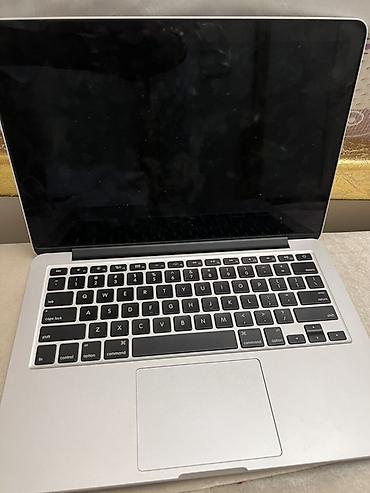 Apple MacBook (13") noutbuk (2013-2014) - Ekran: 13.3" - Korpus