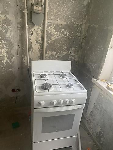 Кухонные плиты и варочные поверхности: Газовая плита с духовкой, свободностоящая, белая. Основные — 2