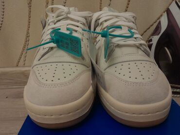 Кроссовки и спортивная обувь: Мужские кроссовки, 41, Adidas, Новый, цвет - Бежевый, Платная доставка — 5