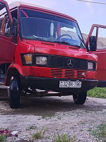 fiat turbo az: Mercedes-Benz T1: 2.3 l | 1994 il Mikroavtobus — 1