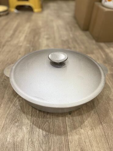 Qazanlar: Qazan, rəng - Gümüşü, Çuqun, 5-dən çox l, Kukmara, Rusiya -da lalafo.az — 10 Qazanlar: Qazan, rəng - Gümüşü, Çuqun, 5-dən çox l, Kukmara, Rusiya — 10