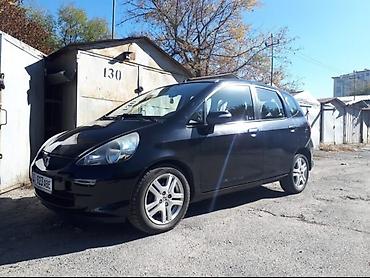 Сдаю в аренду авто Honda Jazz 900 сом в сутки В отличном состоянии