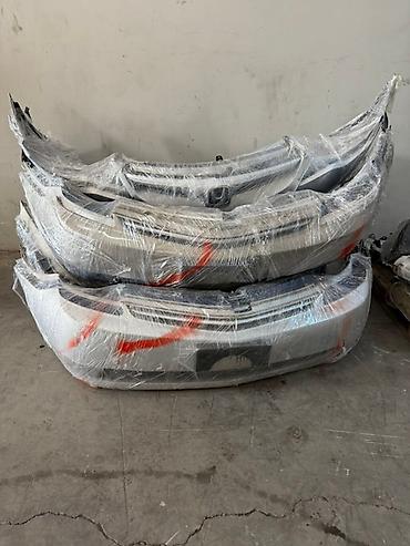 pirus bufer: Ön, Toyota Prius — 5