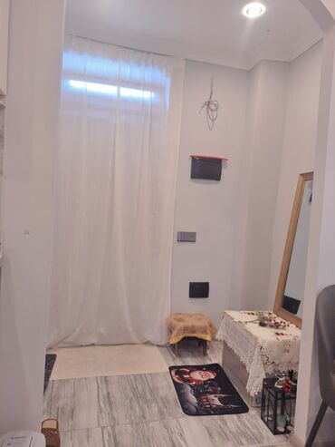 Uzunmüddətli kirayə mənzillər: Seherin merkezinde merkezi parkin yaninda 1 otagli menzil kiraye — 6