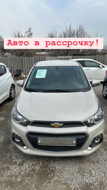 уборочная машина: Chevrolet Spark: 2015 г., 1 л, Вариатор, Бензин