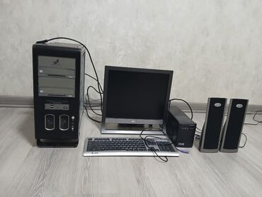 Masaüstü kompüterlər və iş stansiyaları: Kompüter və printer satılır hər ikisidə işləkdi kompüter sonny
