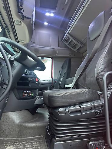 Тягачи: Тягач, DAF, Тентованный — 30