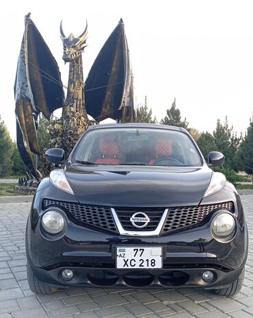 Nissan: Nissan Juke: 1.6 л | 2011 г. Внедорожник