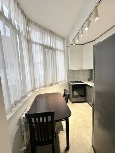 Продажа квартир: 1 комната, 40 м², Элитка, 3 этаж, Дизайнерский ремонт