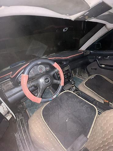 салквн тор: Audi S4: 1992 г., 2 л, Механика, Бензин, Седан — 3
