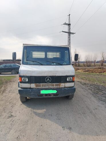 жук ташуучу унаа: Грузовик, Mercedes-Benz, Стандарт, 5 т, Б/у