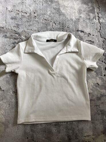белая футболка: Футболка, Облегающая, Однотонный, Трикотаж, Made in KG