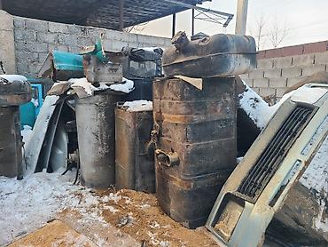 kamaz: Продаю баки хороший состояние бишкек — 3