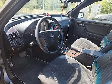 c180 1994: Mercedes-Benz C 180: 1.8 l | 1996 il Sedan — 8