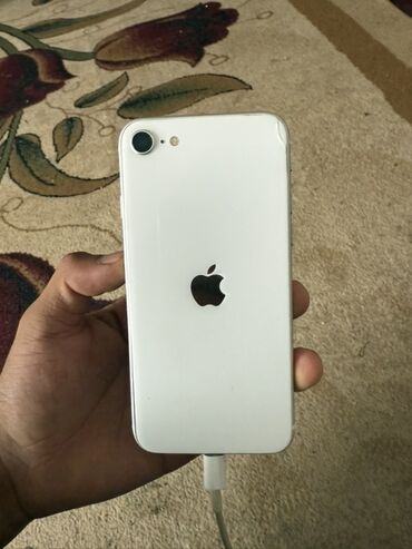 ноутбук кызыл кыя: IPhone SE 2020, Колдонулган, 128 ГБ, Ак, Кабель, 73 %