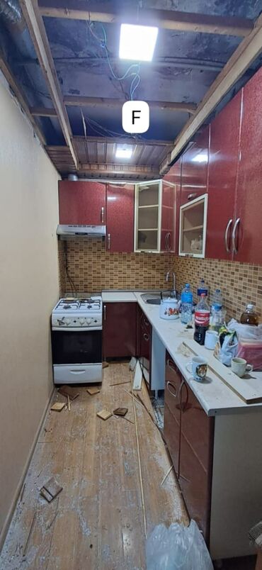 unvan az islenmis metbex mebelleri: Olcü 4.50 sm qapılarmenbran türk istehsalıdır,üzerinde,ayaq üstü qaz