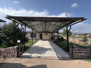 отдых на иссык куле зимой: Коттедж, К ЦО Diamond Resort, Бостери, Парковка, стоянка, Охраняемая территория, Футбольное поле