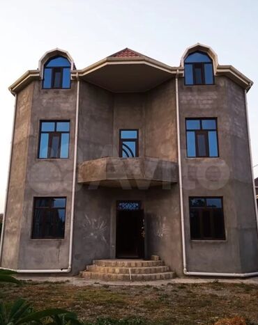 Həyət evləri və villaların satışı: 7 otaqlı, 330 kv. m, Kredit yoxdur, Təmirsiz