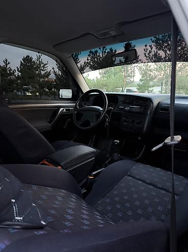 devo matiz: Volkswagen Golf: 1993 г., 1.8 л, Механика, Бензин, Хэтчбэк — 9