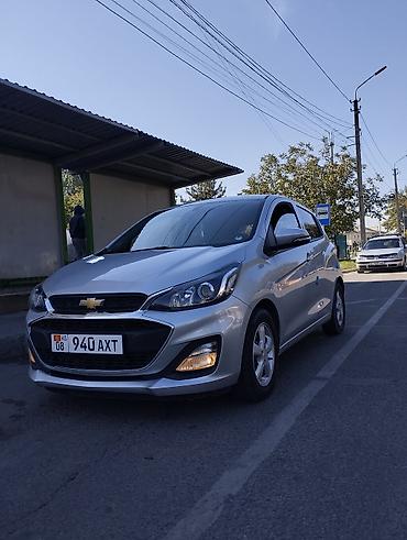 Chevrolet Spark: 2018 г., 0.1 л, Вариатор, Бензин, Хэтчбэк