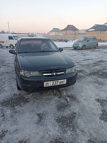 Daewoo: Daewoo Nexia: 2011 г., 1.5 л, Механика, Бензин, Седан