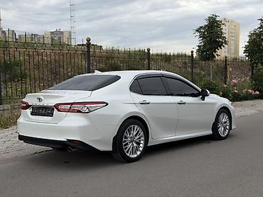 corolla 2016: Toyota Camry: 2019 г., 2.5 л, Автомат, Бензин, Седан — 3