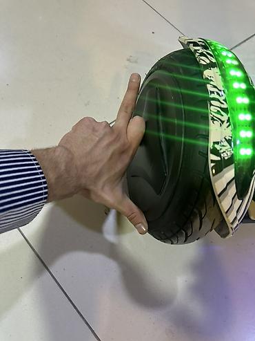 Гироскутеры: Böyüklərdə sürə bilər. Demək olar təzədi Problemi yoxdu. LED işıqlı — 1