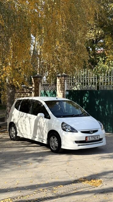 сама мойка аппарат цена ош: Honda Fit: 2001 г., 1.3 л, Вариатор, Бензин, Седан