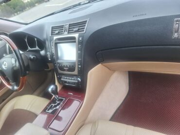 Lexus: Lexus GS: 3 l | Sedan — 3