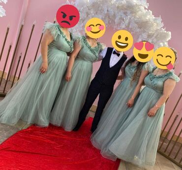 bekoloder satilir: 4düdə Garmonyadan 170 azn alınıb Razmerləri 38 44 46 satılır